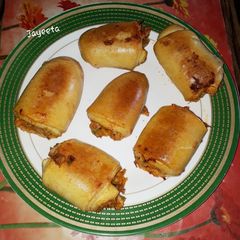 A picture of Chicken Bread Roll.