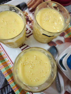 A picture of Mango shake.