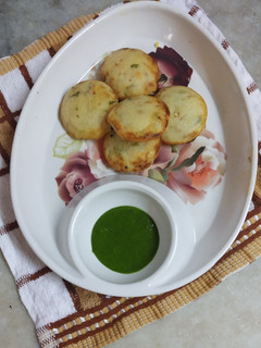 चना दाल अप्पे (Chana Dal appe recipe in hindi) रेसिपी मुख्य फोटो