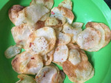 आयल फ्री पेरी पेरी मसाला चिप्स (Oil free peri peri masala chips recipe in hindi)