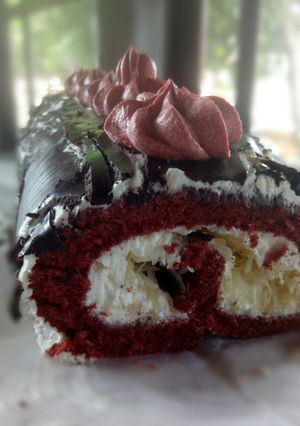 Foto resep Red Velvet Roll Cake