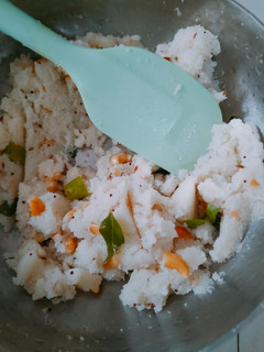 काजू उपमा (kaju upma recipe in Hinddi) रेसिपी मुख्य फोटो