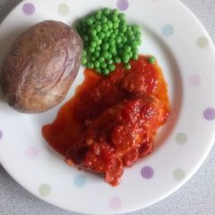 A picture of Chicken and chorizo casserole.