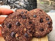 Una foto de cookies con azucar mascabo