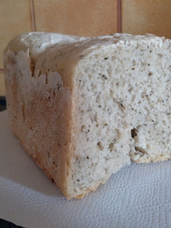 Una foto de Pan de romero, tomillo y albahaca. En panificadora Lidl