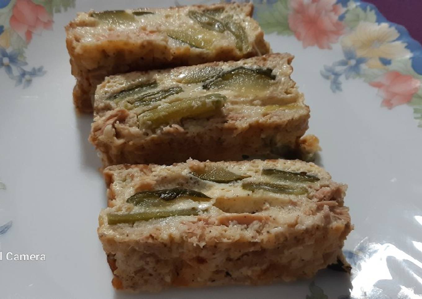 Pastel de calabacín, judías verdes y atún