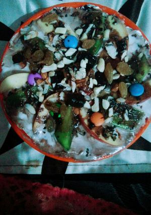 A picture of Fruit chaat.