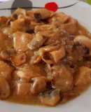 Pollo con champiñones a la cerveza negra