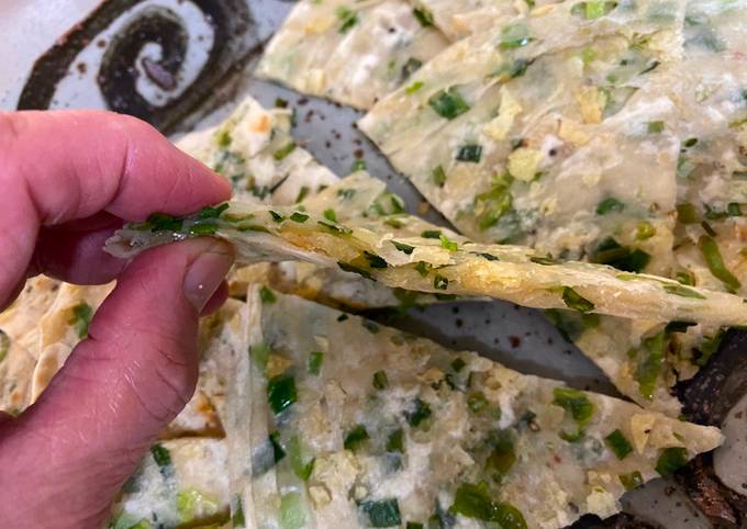 Green Onion and Potato Chips Bread