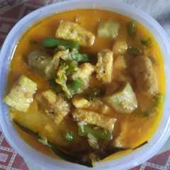 รูปของ Sayur lodeh buncis terong ungu dan tahu
