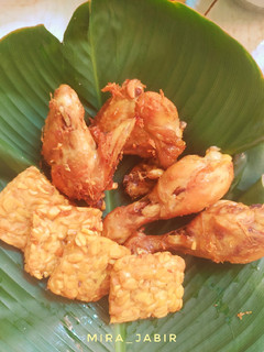 Foto resep Ayam dan Tempe Goreng Bumbu Ungkep #158