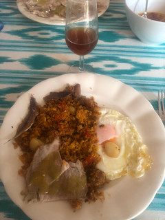 Una foto de Migas con chistorras y arenques