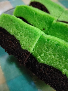 Foto resep Brownis kukus coklat pandan