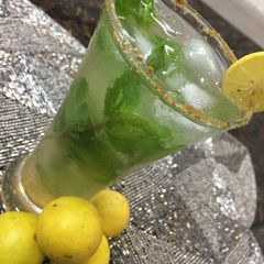 A picture of Twisted lime drink.