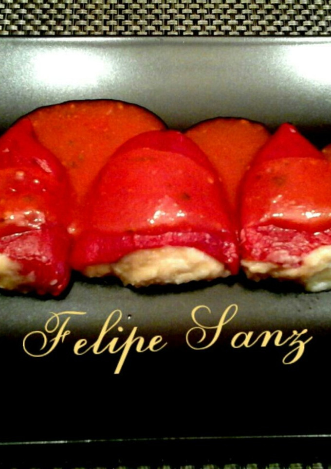 Una foto de Pimientos del piquillo rellenos de bacalao
