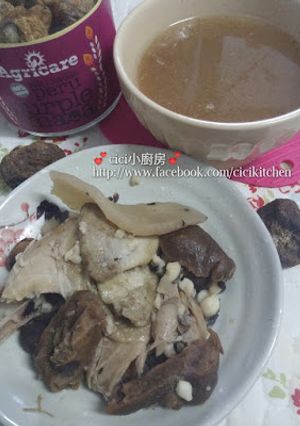 Cici靚靚湯水: 紫瑪卡淮山茨實蓮子鵪鶉湯 - Staub煮理【秘魯瑪卡】 的食譜成品照片