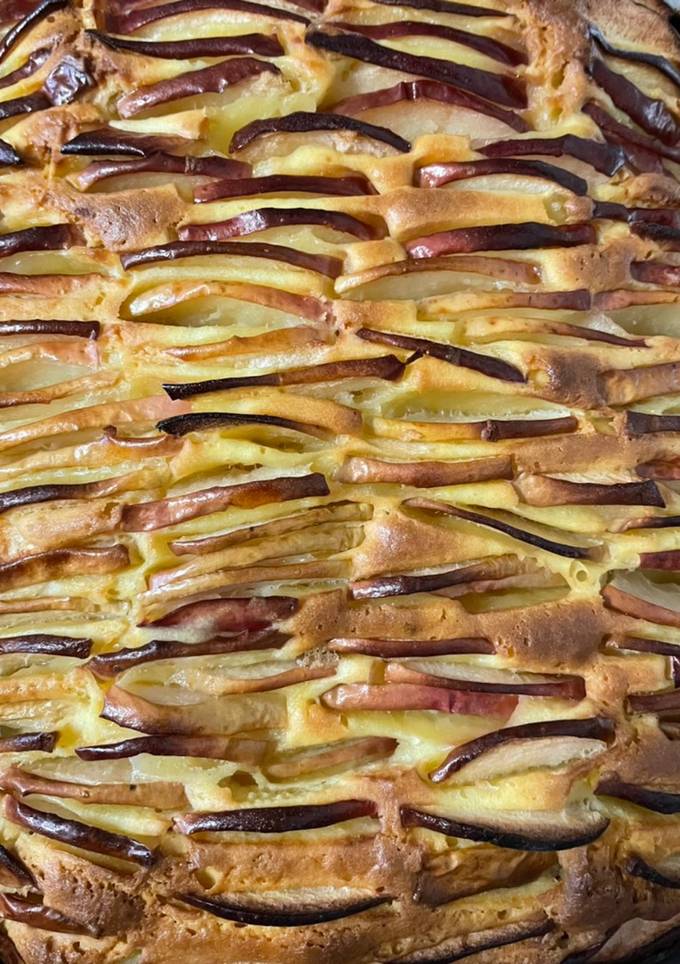 Пиріг з яблуками 🍎 на сметані