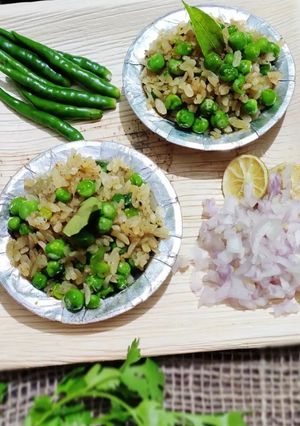 A picture of Matar Poha.