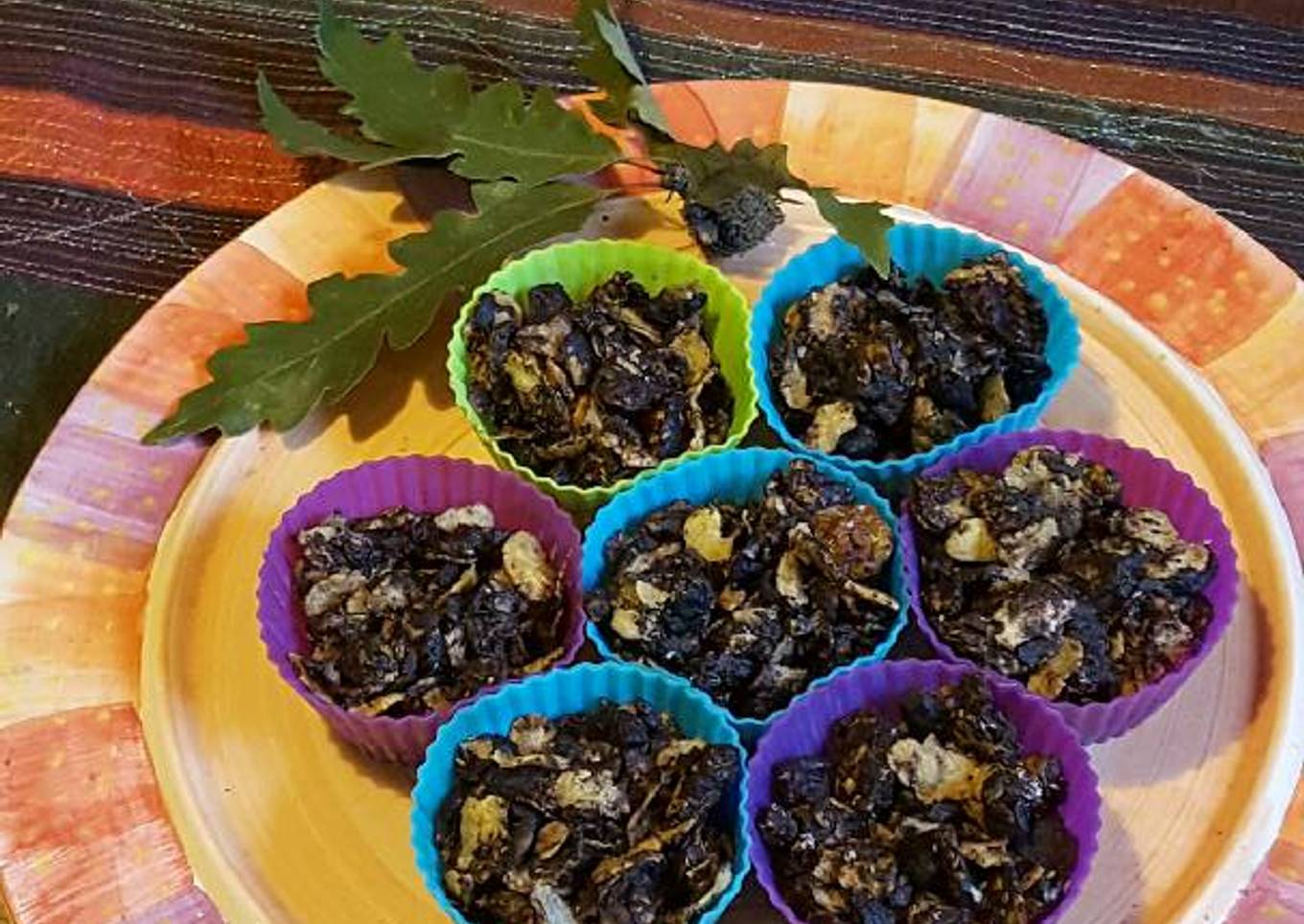 Cornmeal with chocolate, chocolate and fruit
