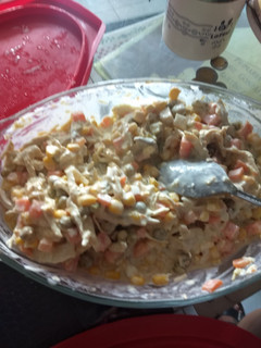 Una foto de Ensalada Rusa con Pollo
