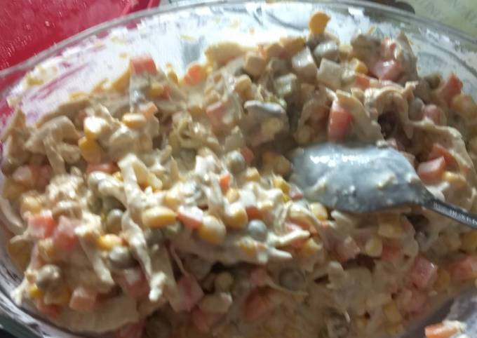 Ensalada rusa con pollo