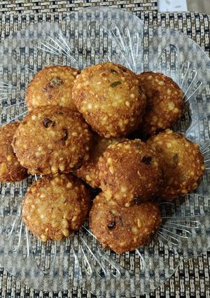 आलू टिक्की (Aloo tikki recipe in hindi) रेसिपी मुख्य फोटो