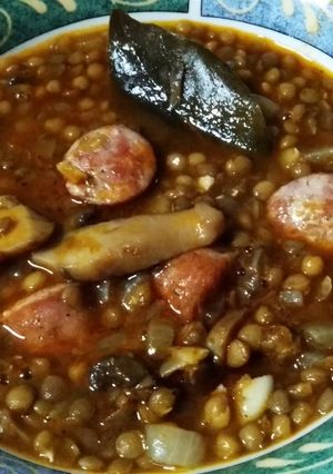 Φωτογραφία της συνταγής Φακές με μανιτάρια και χωριάτικο λουκάνικο!