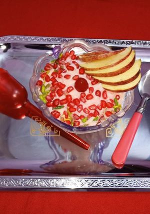 A picture of Healthy fruits bowl.