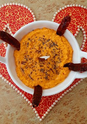 A picture of Tomato coconut chutney.