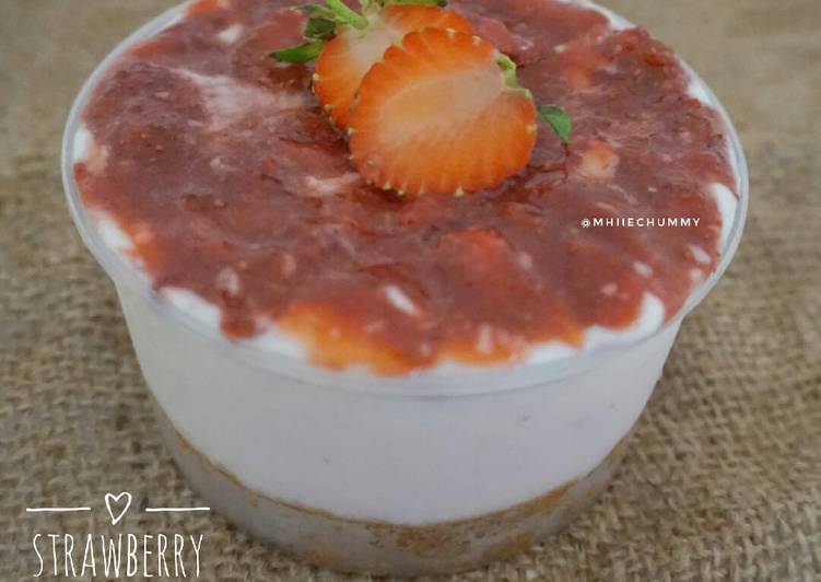 Bagaimana Menyiapkan Strawberry cheesecake, Lezat