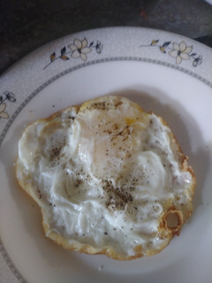 A picture of Half fry egg.