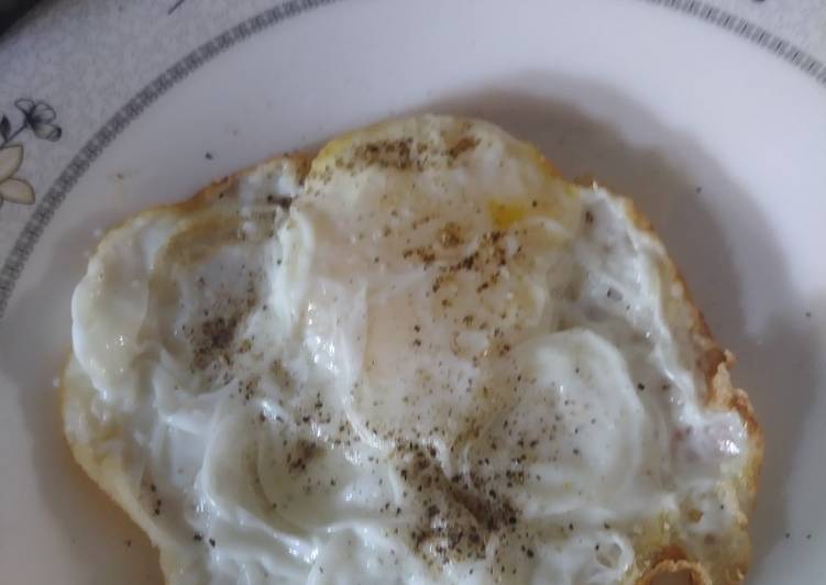 Recipe of Any-night-of-the-week Half fry egg