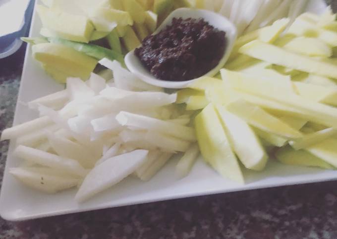 Fresh fruit fries and Shrimp paste or bagoong dip