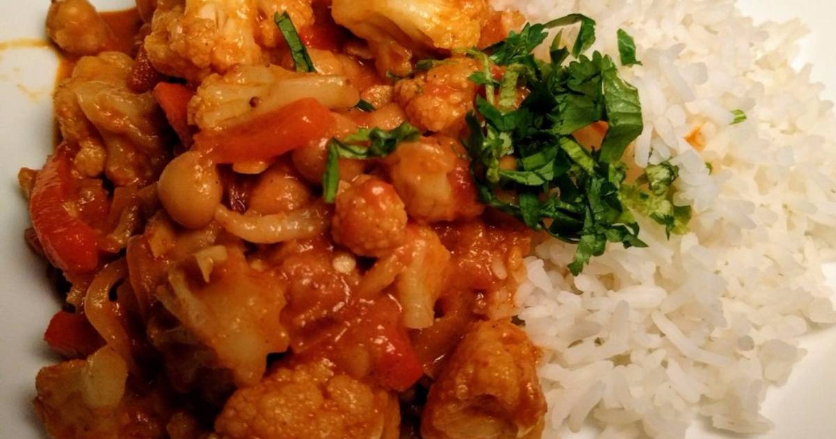 Vegetarian Indian Curry with Garam Masala, Cauliflower and Chick Peas Recipe by Bart Cookpad