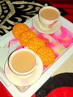 দুধ চা (Dudh Cha recipe in Bengali) রেসিপির প্রধান ছবি