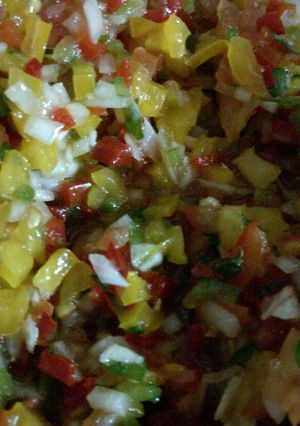 Una foto de Salsa criolla para el asado!! Una delicia!