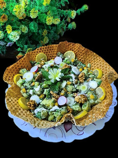 عکسی از دستور سالا سيب زمینی و پیازچه