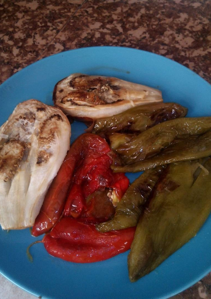 Una foto de Asado de pimientos y berenjenas al horno