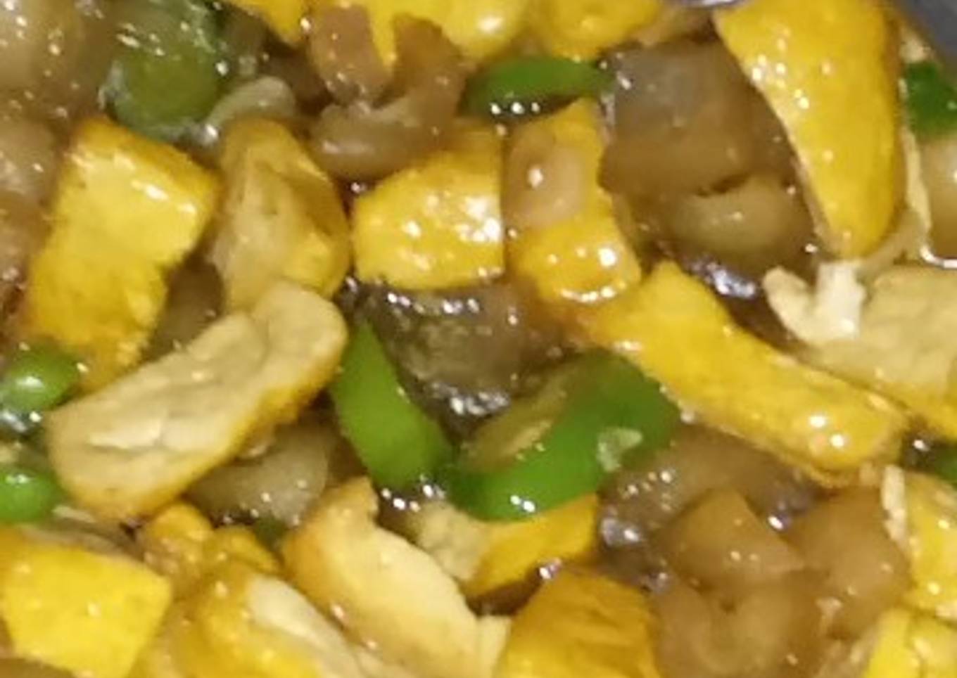 Oseng kikil tahu cabe
