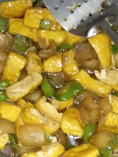Foto resep Oseng kikil tahu cabe