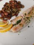 Merluza con habas y panceta