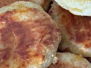 A picture of cream biscuits