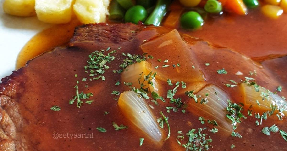 Resep Tenderloin Steak with Black Pepper Sauce oleh Setya Rini Cookpad
