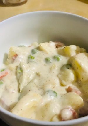 A picture of Russian Salad.