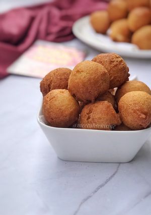 A picture of Nigerian Buns.