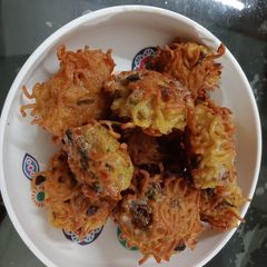 A picture of Maggi pakora.