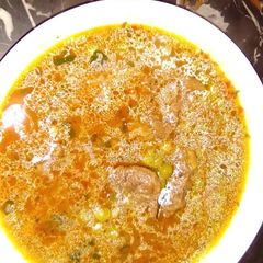 A picture of Matar gosht.