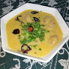 A picture of Boondi Karhi.