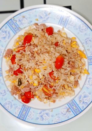 รูปของ ข้าวผัดแหนม