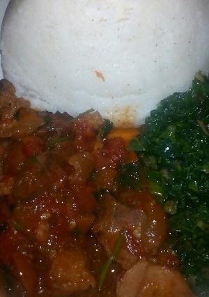 A picture of Beef stew,veges and ugali.
